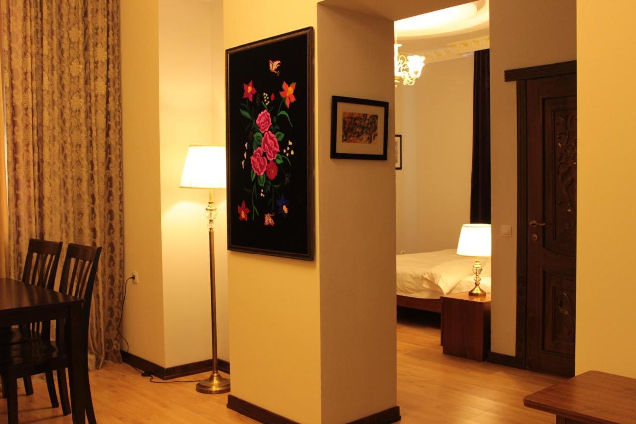 Kok-Art Hotel Jalal-Abad Exterior photo